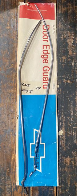 NOS 1962-65 CHEVY II, 2 DR DOOR EDGE GUARDS