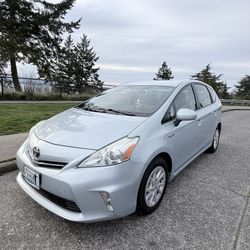 2014 Toyota Prius V