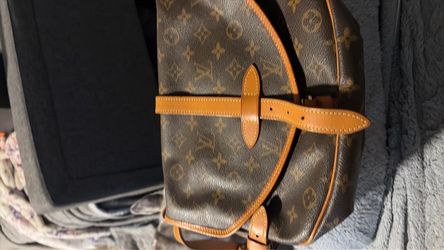 Louis Vuitton Monogram Shoulder Bag