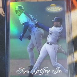 Ken Griffey Jr 1998 Gold Label 100