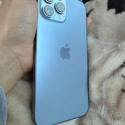 BLUE IPHONE 13 PRO MAX