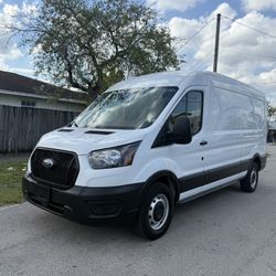 2023 Ford Transit 150 Medium Roof Cargo Van 