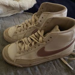 Pink Nike Blazers 