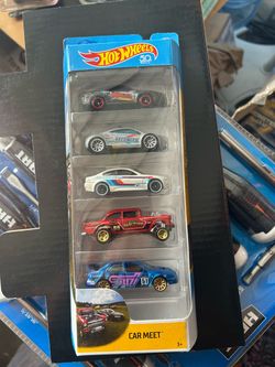 Hot Wheels Car Meet 5 Pack Featuring Exclusive 55 Chevy Gasser and Subaru WRX