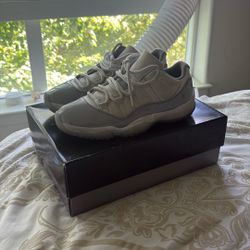 Jordan 11 “Cement Gray”
