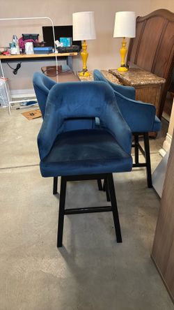 Tall barstools 3