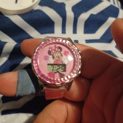 Kids/ girls Minnie mouse watch