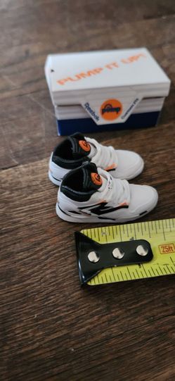 Zuru mini reebok shoes toy