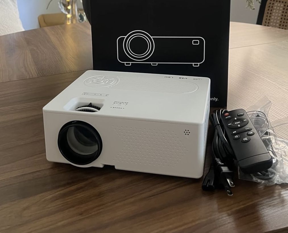 NEW Projector W/ Remote, Mini Bluetooth Projector, Full HD 1080P Supported Portable Outdoor Movie Projector !