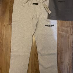 Essentials Light Oat Sweats