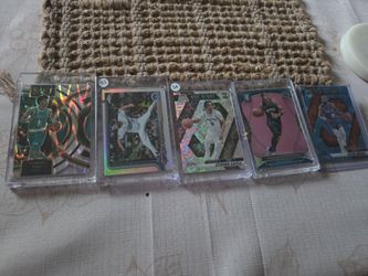 Lot of 5 Holo Trading Cards NBA MLB