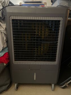 Hessaire mobile evaporator cooler (like new)