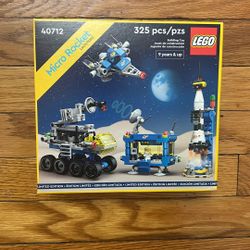 (Limited Edition) Micro Rocket Launchpad 40712 LEGO Set