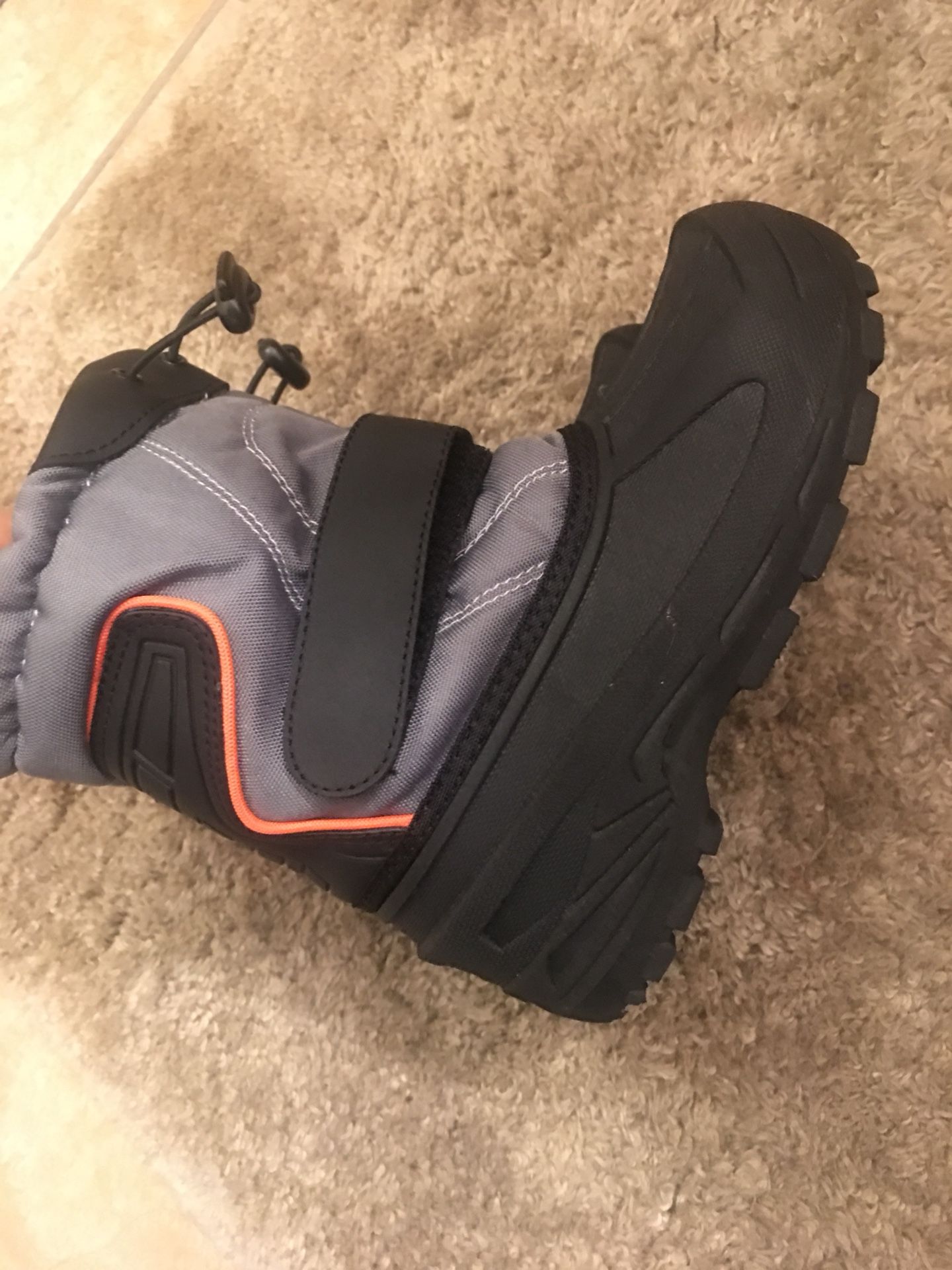 Snow boots for kid