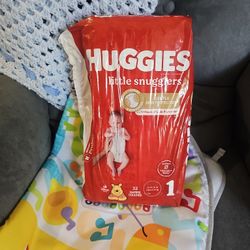 Huggies Little Snugglers Size 1 Diapers 32ct