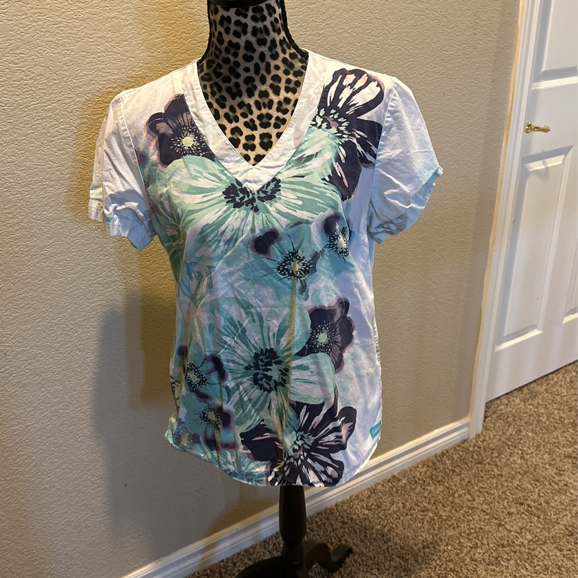 Scrub Top, Size M, Landau Brand, $5