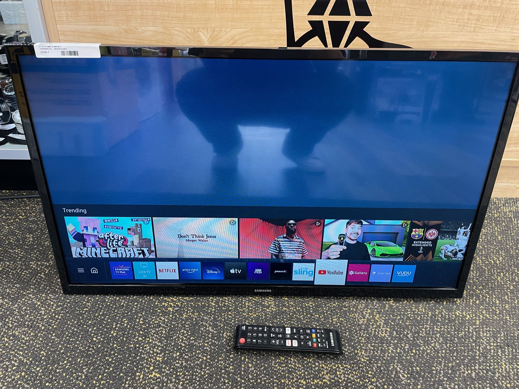 SAMSUNG UN32M4500BFXZA 32" LED HD SMART TV WITH REMOTE