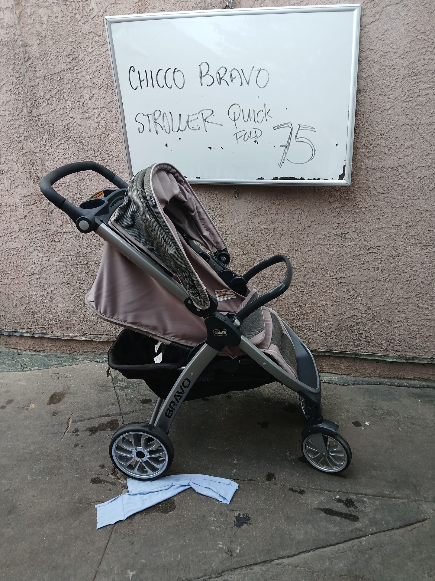 Chicco bravo stroller