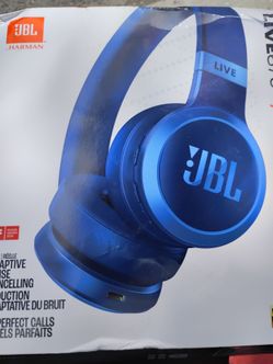 JBL live 670 nc wireless headphones (Read Description)
