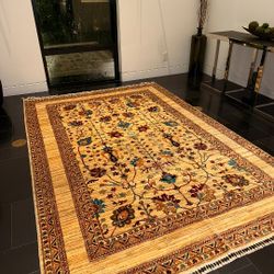 Persian Hand Made Rug (Wool And Natural Color)