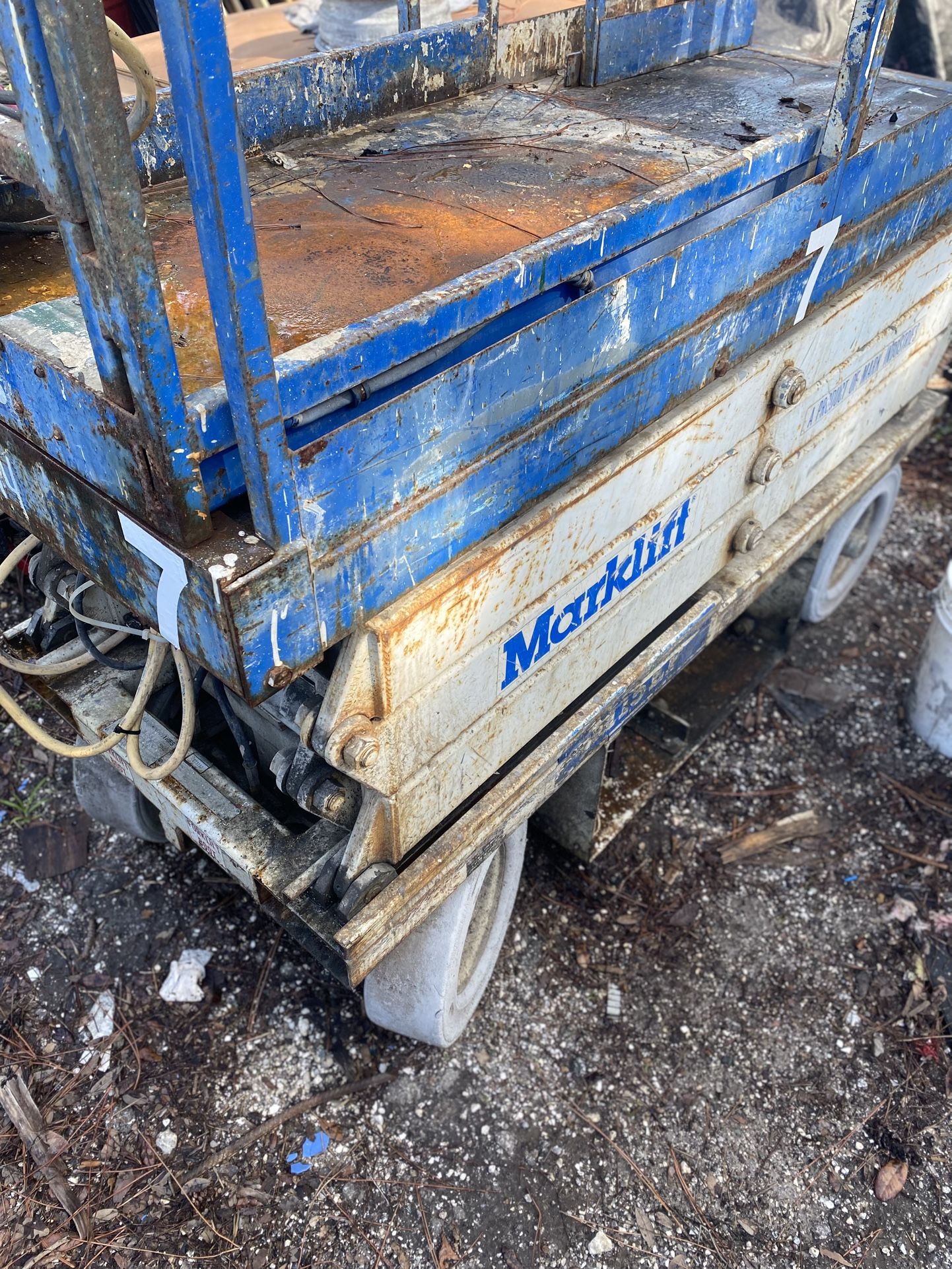 Scissor Lift