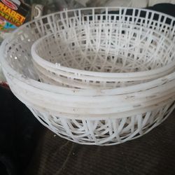 4 small baskets and 5 bigger baskets