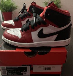 Nike Air Jordan Retro 1 (PS)