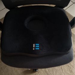 Orthopedic Chair Pad/ Car Pad Black