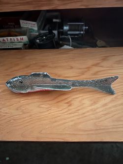 Vintage Metal Fish Decoy Ice Fishing Lure