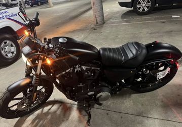 2021 HARLEY DAVIDSON SPORTSTER IRON 883