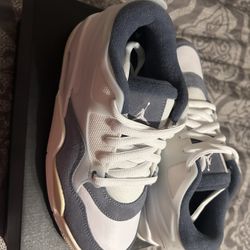 New Jordan Air 4 RM Tennis Shoes Size 7Y