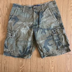 MENS AMERICAN EAGLE OUTFITTERS CAMO CARGO SHORTS 34