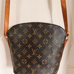 Louis Vuitton Purse
