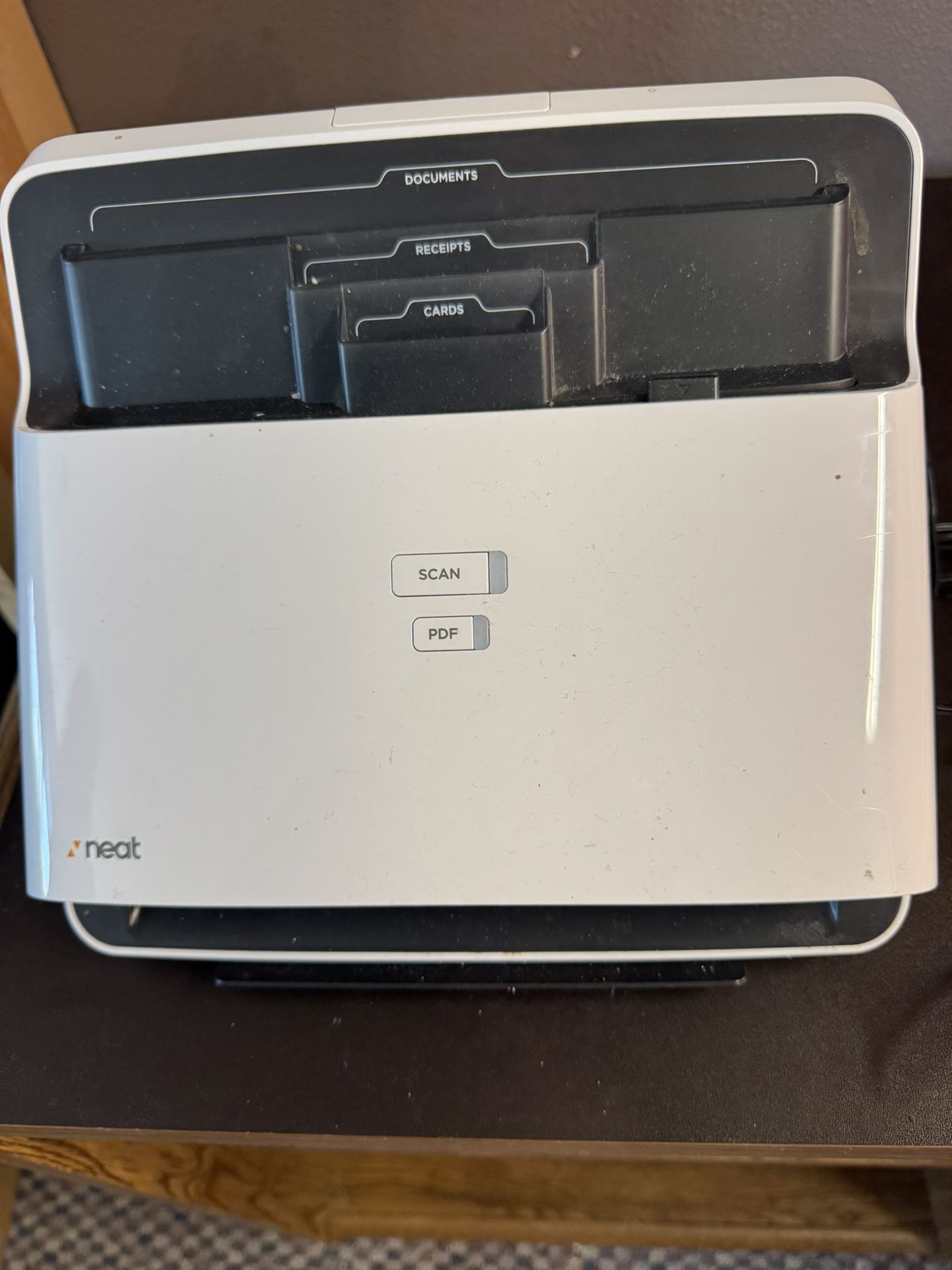 Neat Scanner Business Cards Through Documents