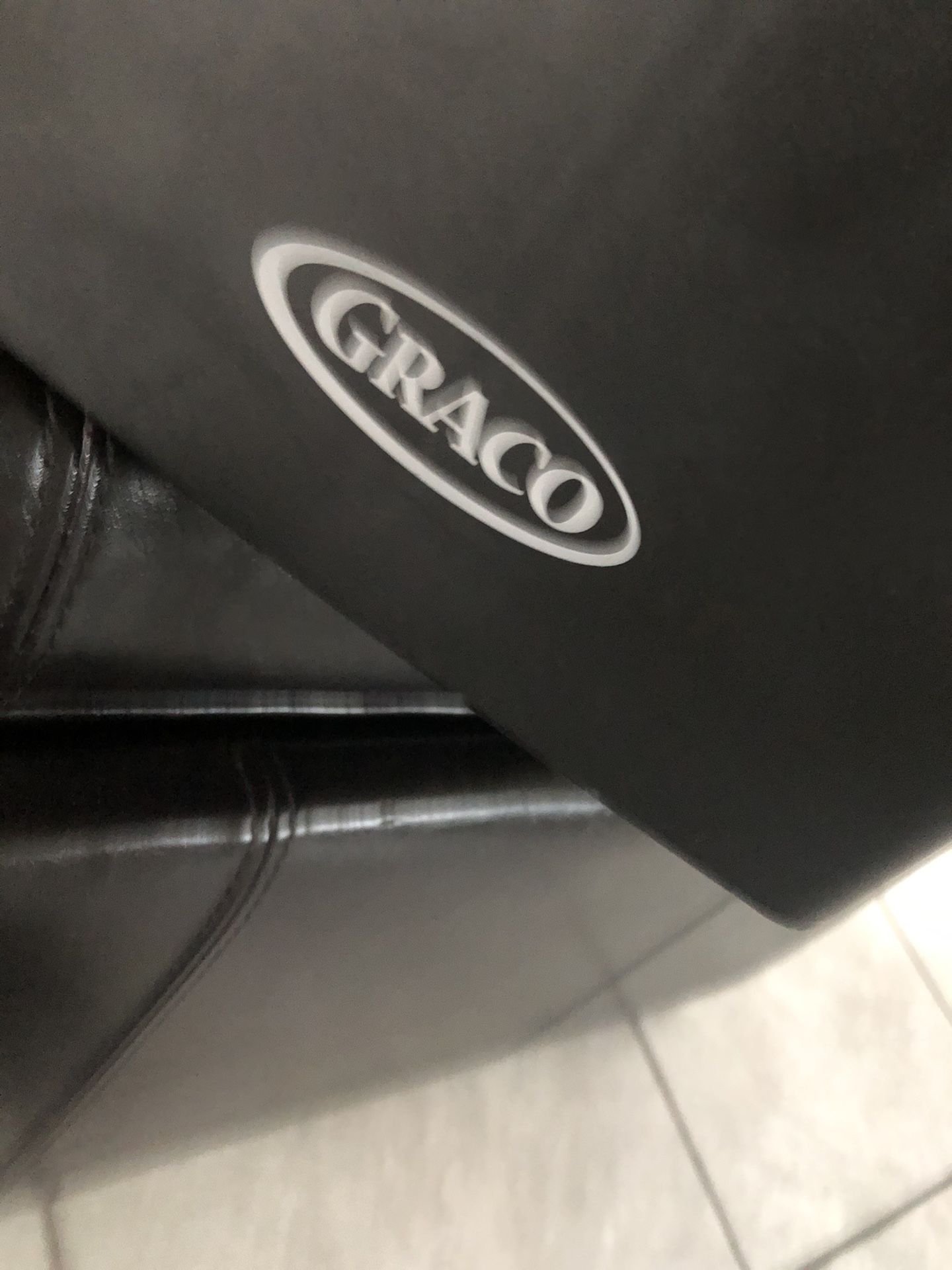 Graco brand baby car seat