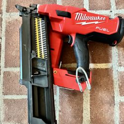 Milwaukee Framing Nailer 