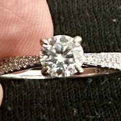 Moissanite Ring