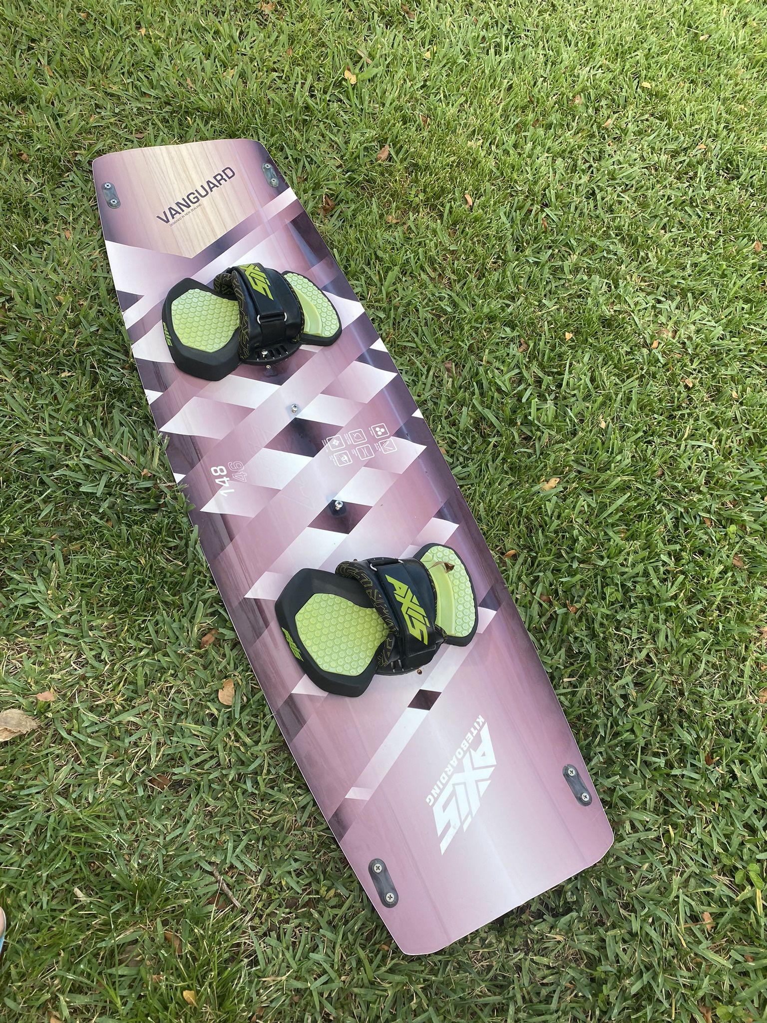 Axis Vanguard 148x46 Kite Board