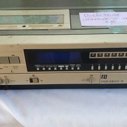 Sanyo Betamax VCR 3900-II 