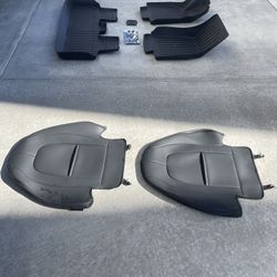 Tesla Model Y Seat Back Covers And Floor Mats