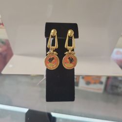 14kt Yellow Gold Cameo Dangle Earrings