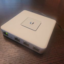 Ubiquiti Unifi Starter Kit 