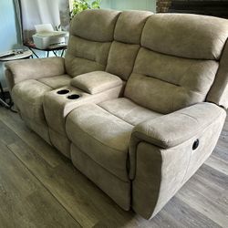 Halton Hills Reclining Sofa Set