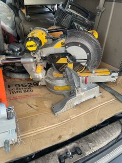 Dewalt 15 Amp Corderd Double Bevel