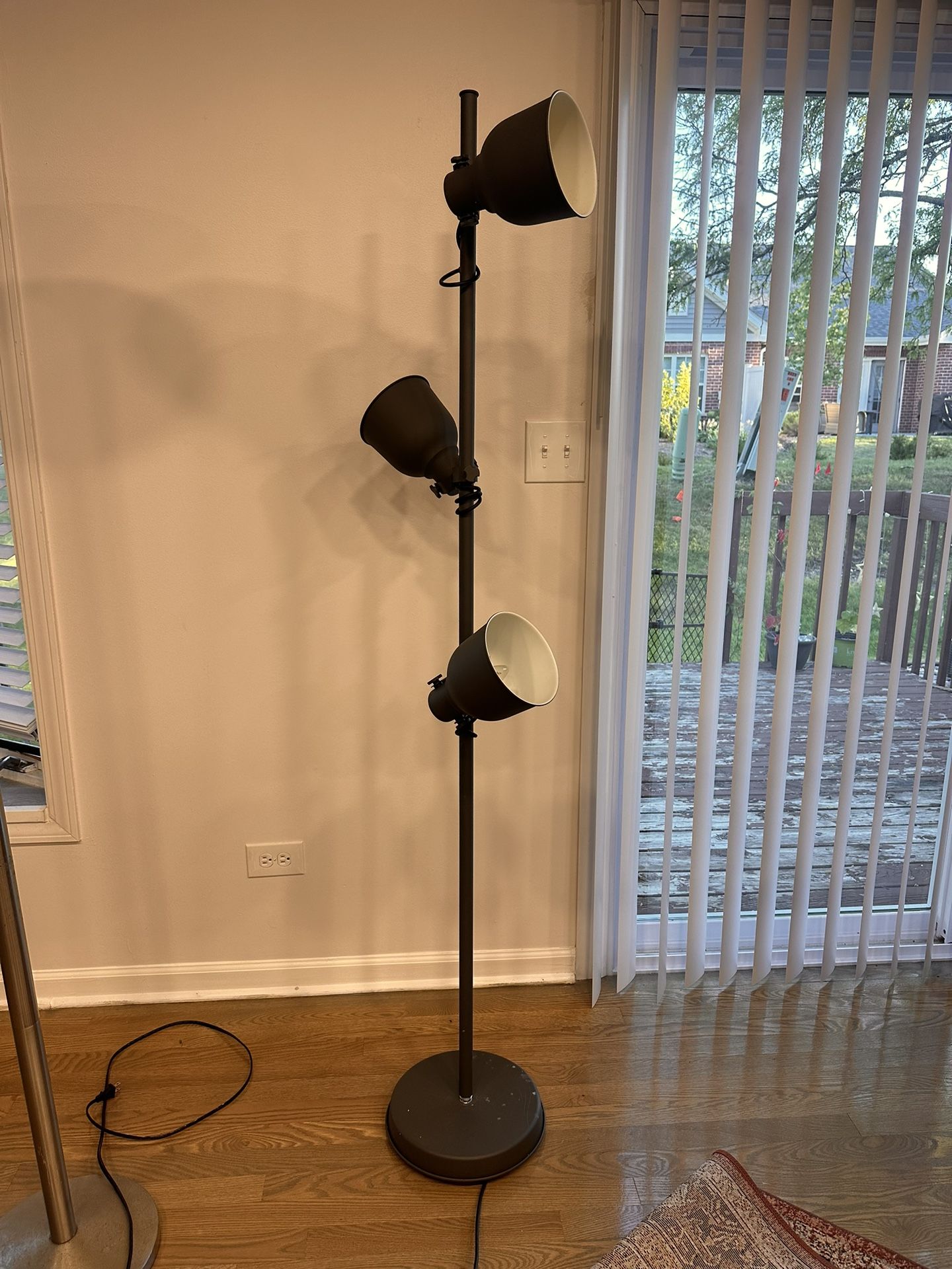 Tall 3-Headed Adjustable Lamp