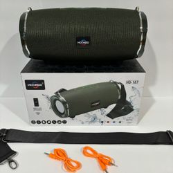 Speaker Bluetooth USB FM $25. New