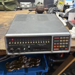 Realistic Pro 2001 Scanning Receiver HF UV