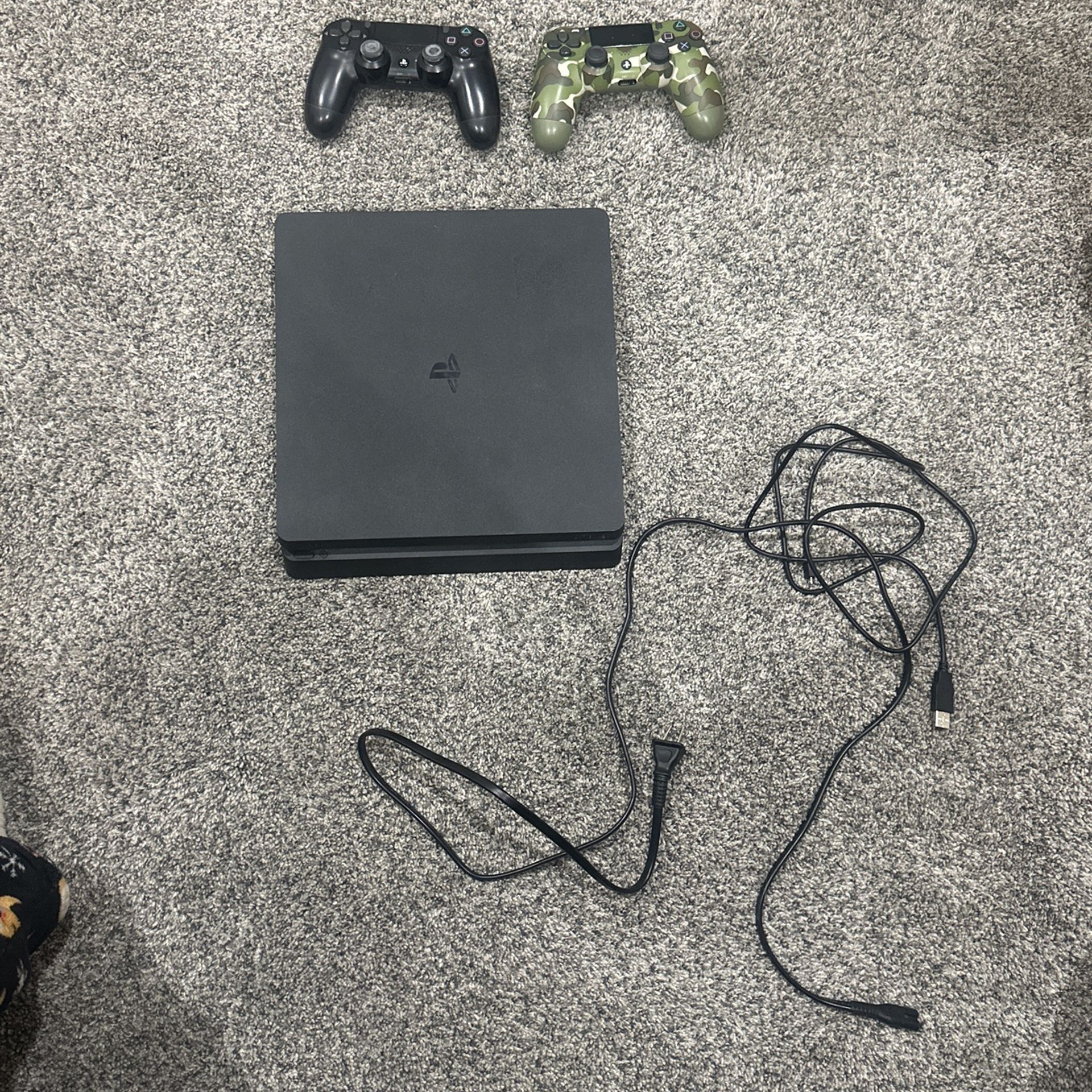 PS4 SLIM