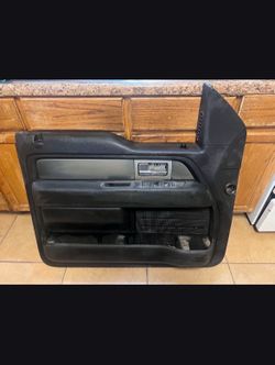 2011-2014 Ford F-150 Front Driver Door Panel