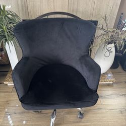 Vanity chair
